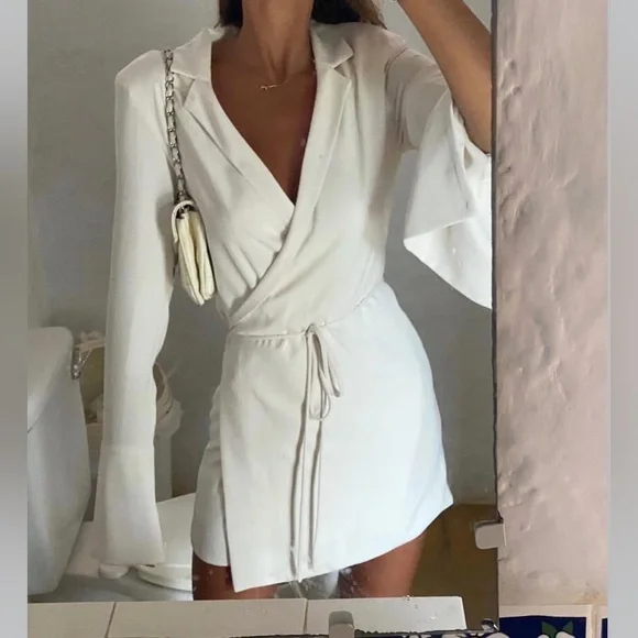 Orseund Iris Boxy Wrap Dress White Ivory Size S - Picture 8 of 9